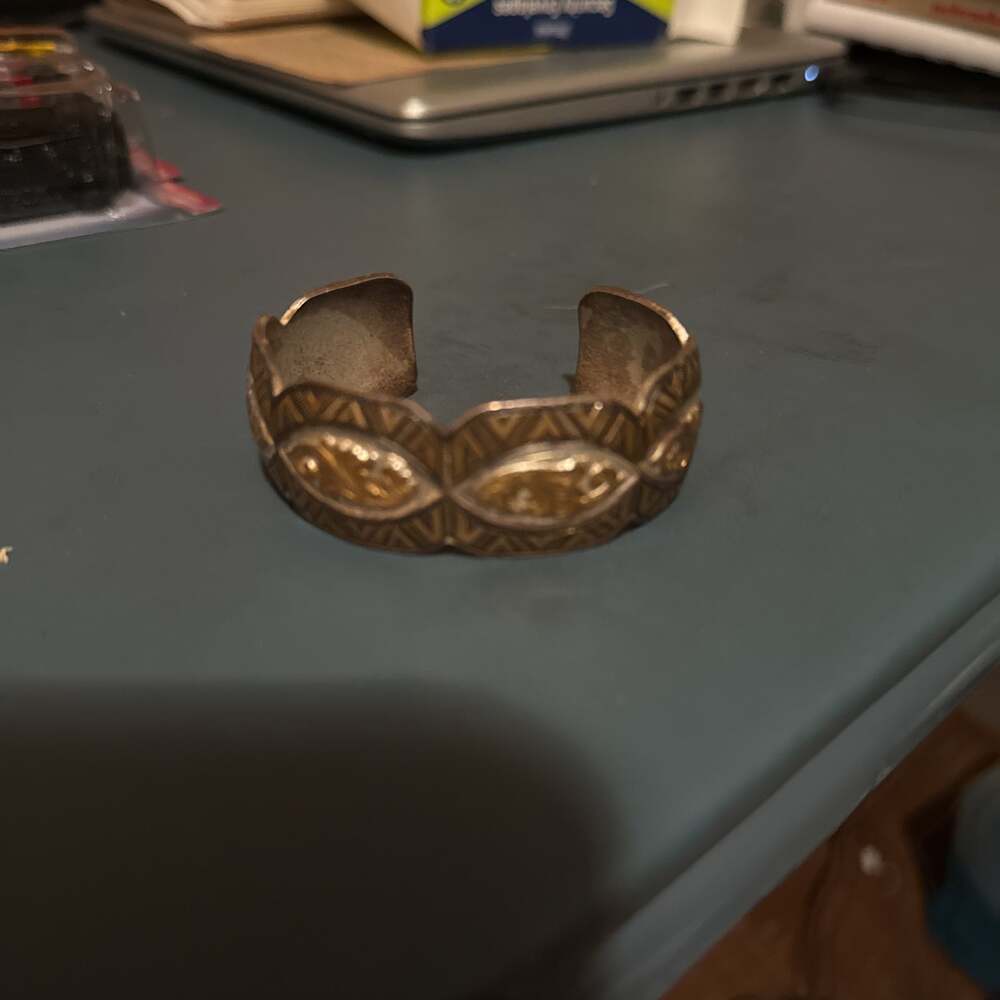 Vintage Crumrine MFG Gold And Silver Color Cuff Bracelet Paisley Design